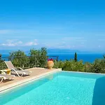 Villa Strati Vlachopoulatika